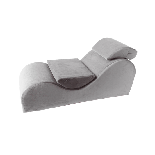 Esse Chaise